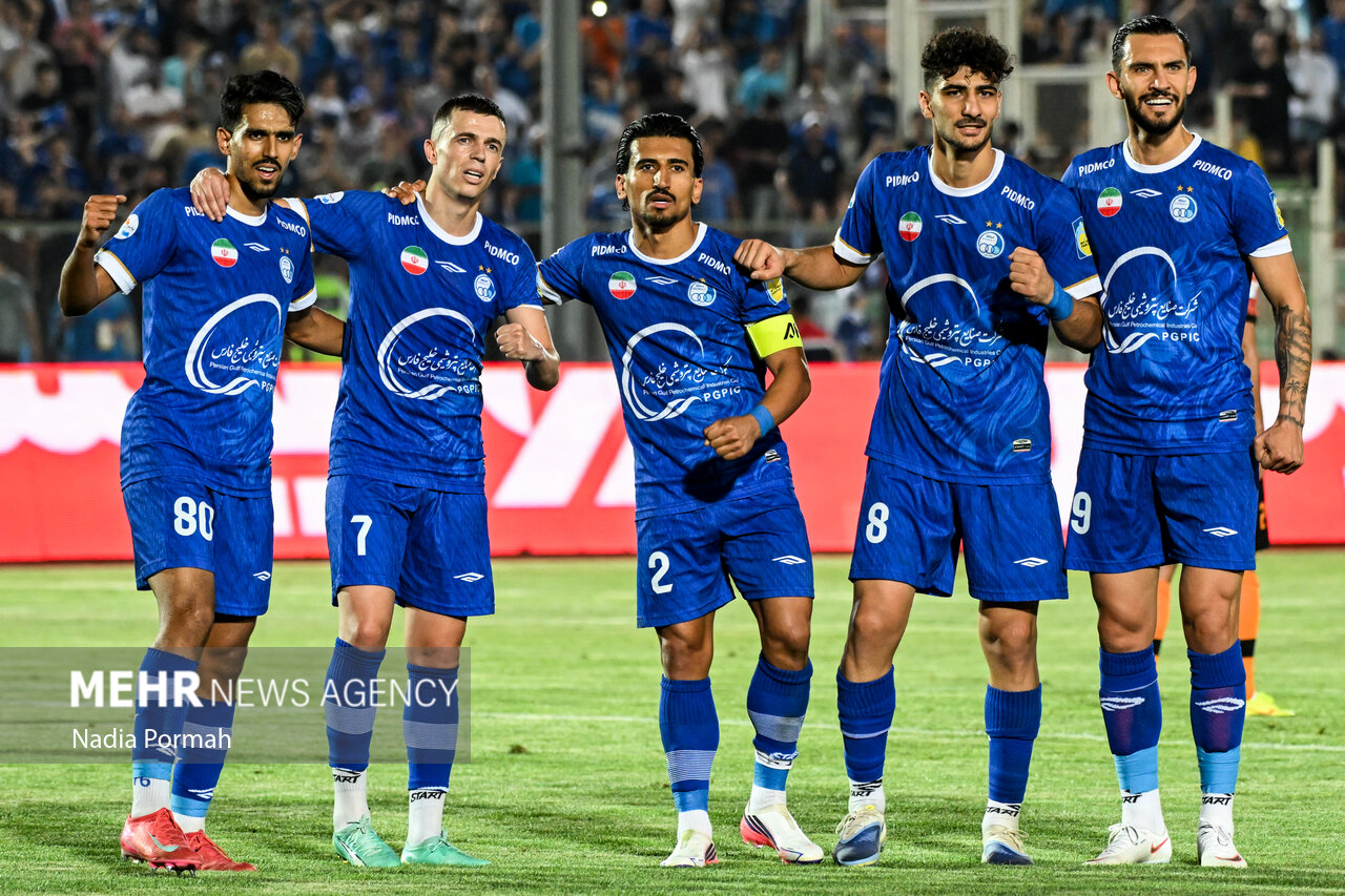 لیگ برتر فوتبال - استقلال و مس شهر بابک
