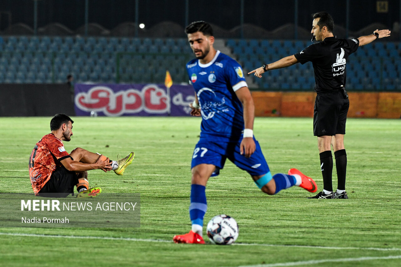 لیگ برتر فوتبال - استقلال و مس شهر بابک