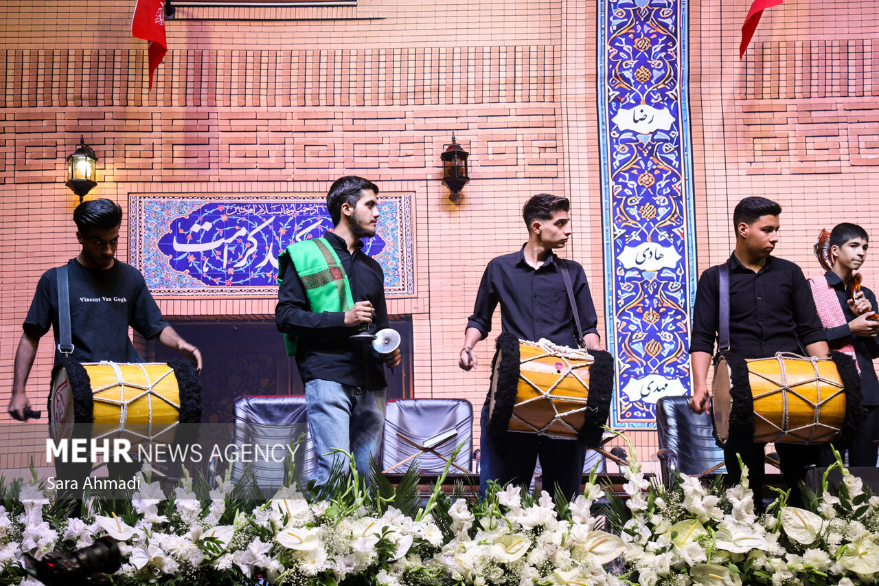 محفل اربعین تدفین رهبر شهید انقلاب در مشهد