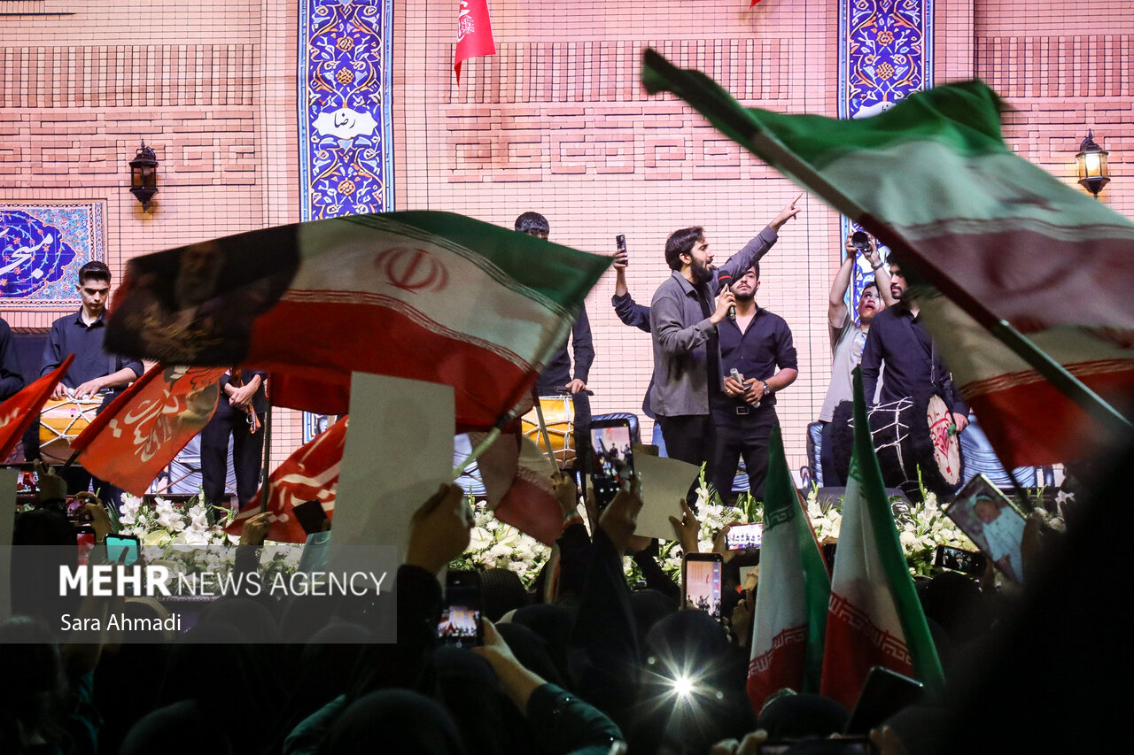 محفل اربعین تدفین رهبر شهید انقلاب در مشهد