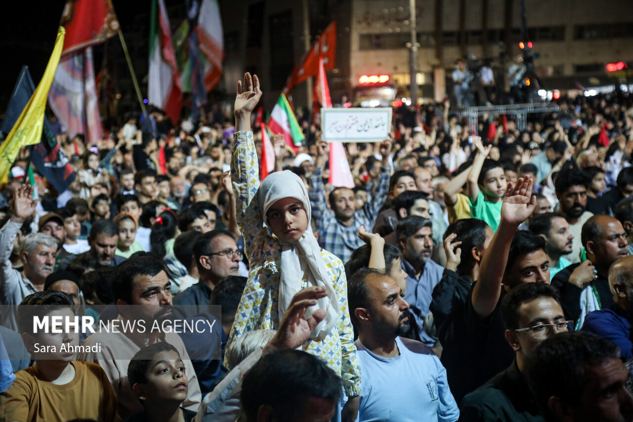 محفل اربعین تدفین رهبر شهید انقلاب در مشهد