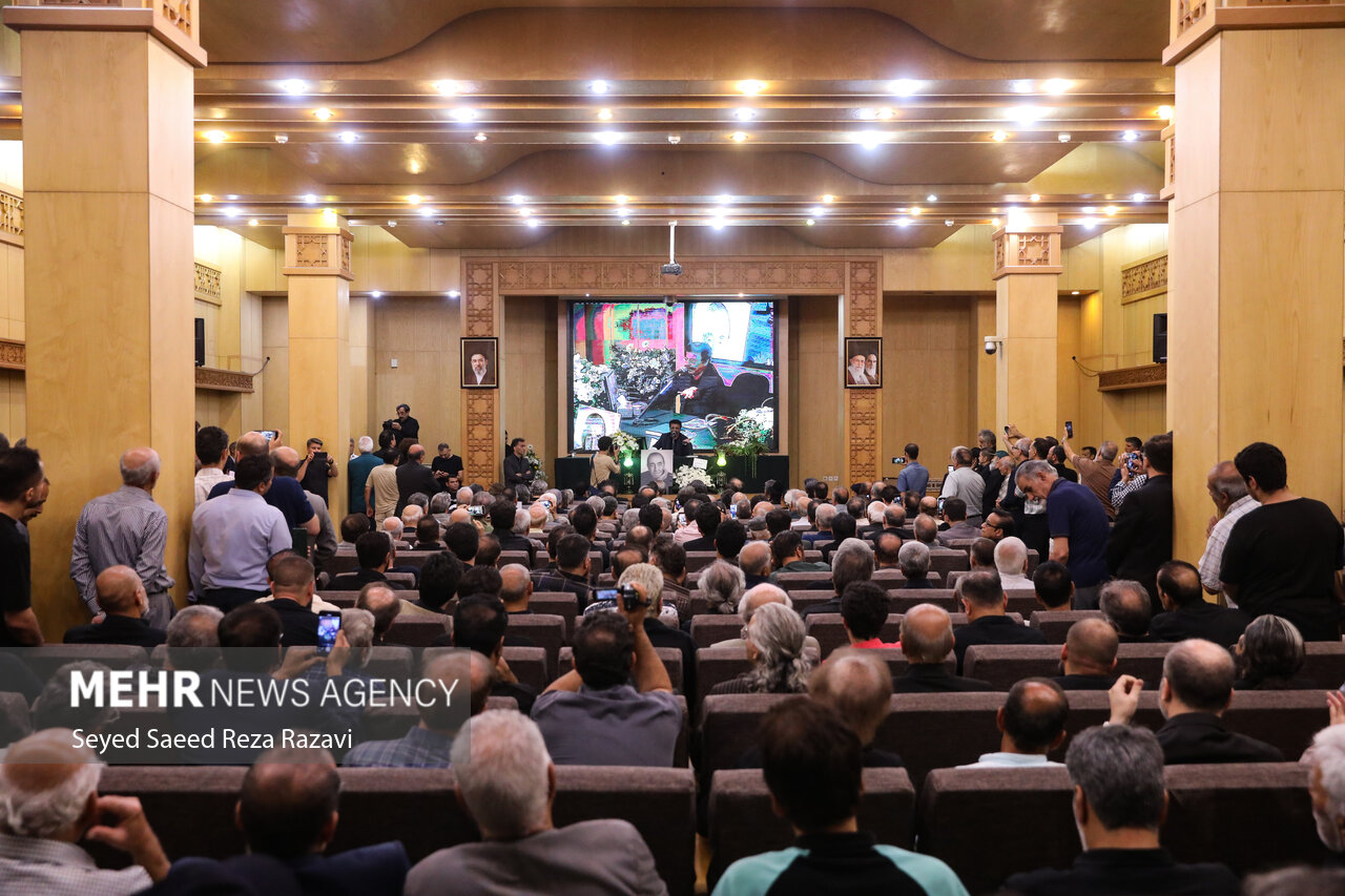 مراسم ختم زنده‌یاد «ایرج خواجه امیری»