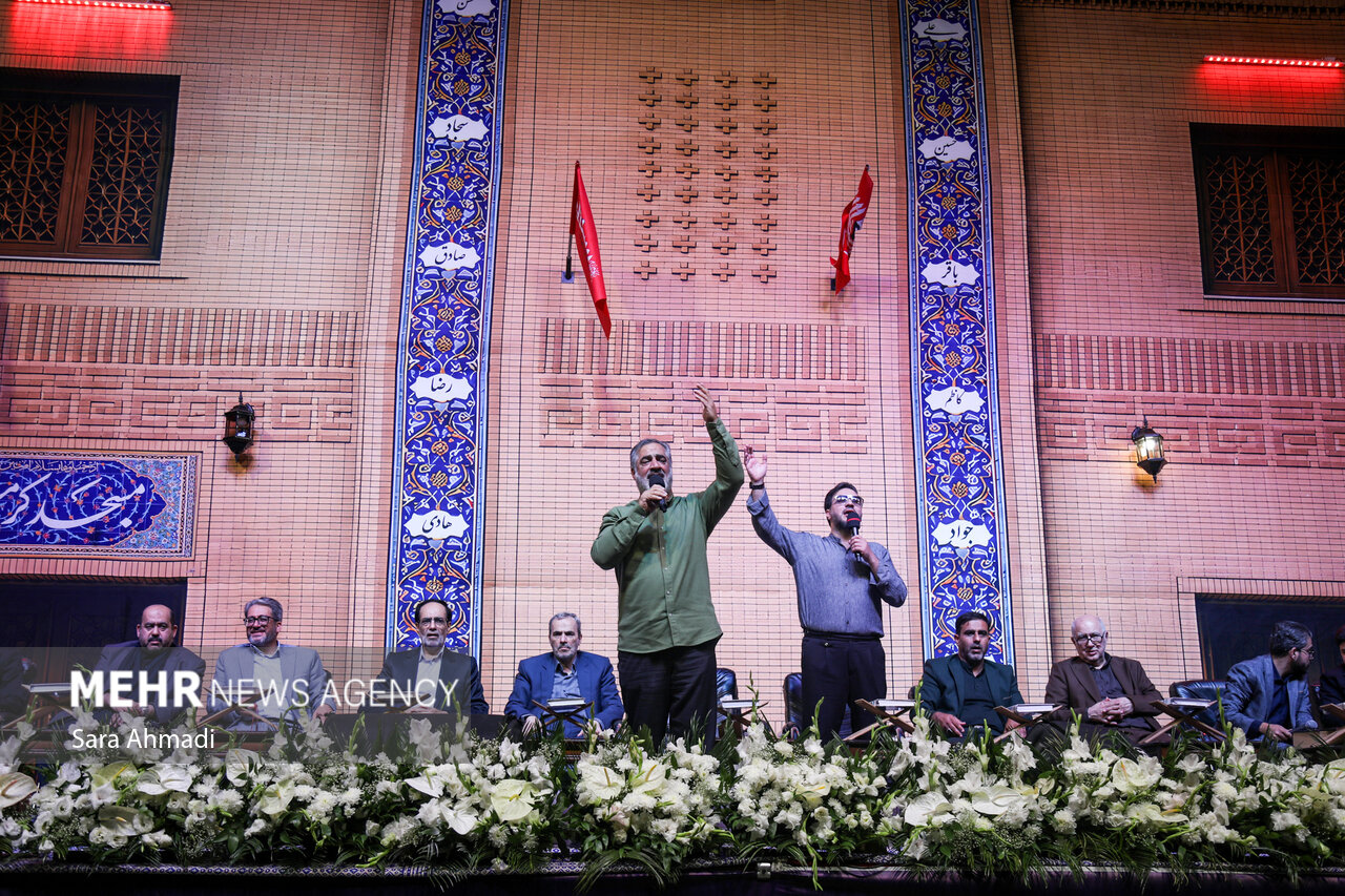 محفل اربعین تدفین رهبر شهید انقلاب در مشهد