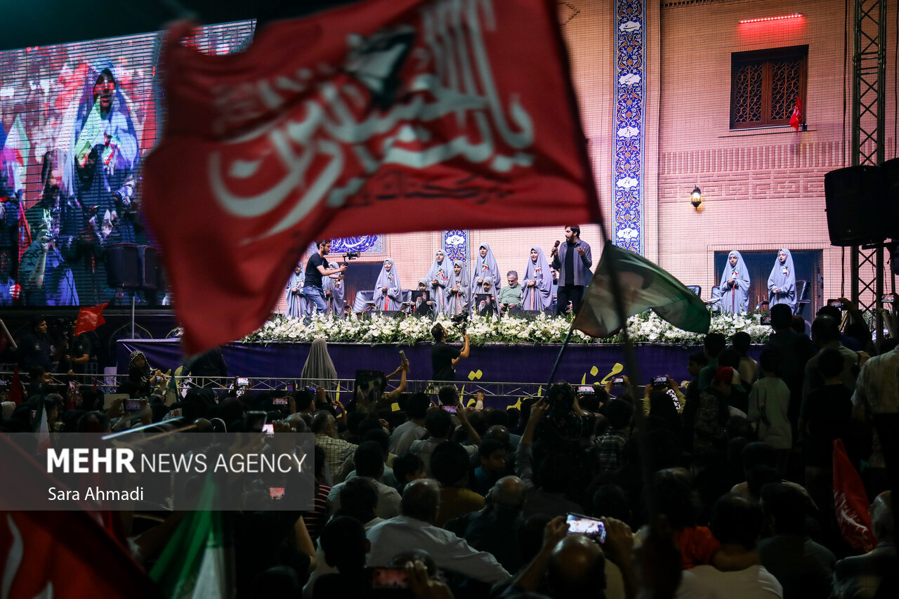 محفل اربعین تدفین رهبر شهید انقلاب در مشهد