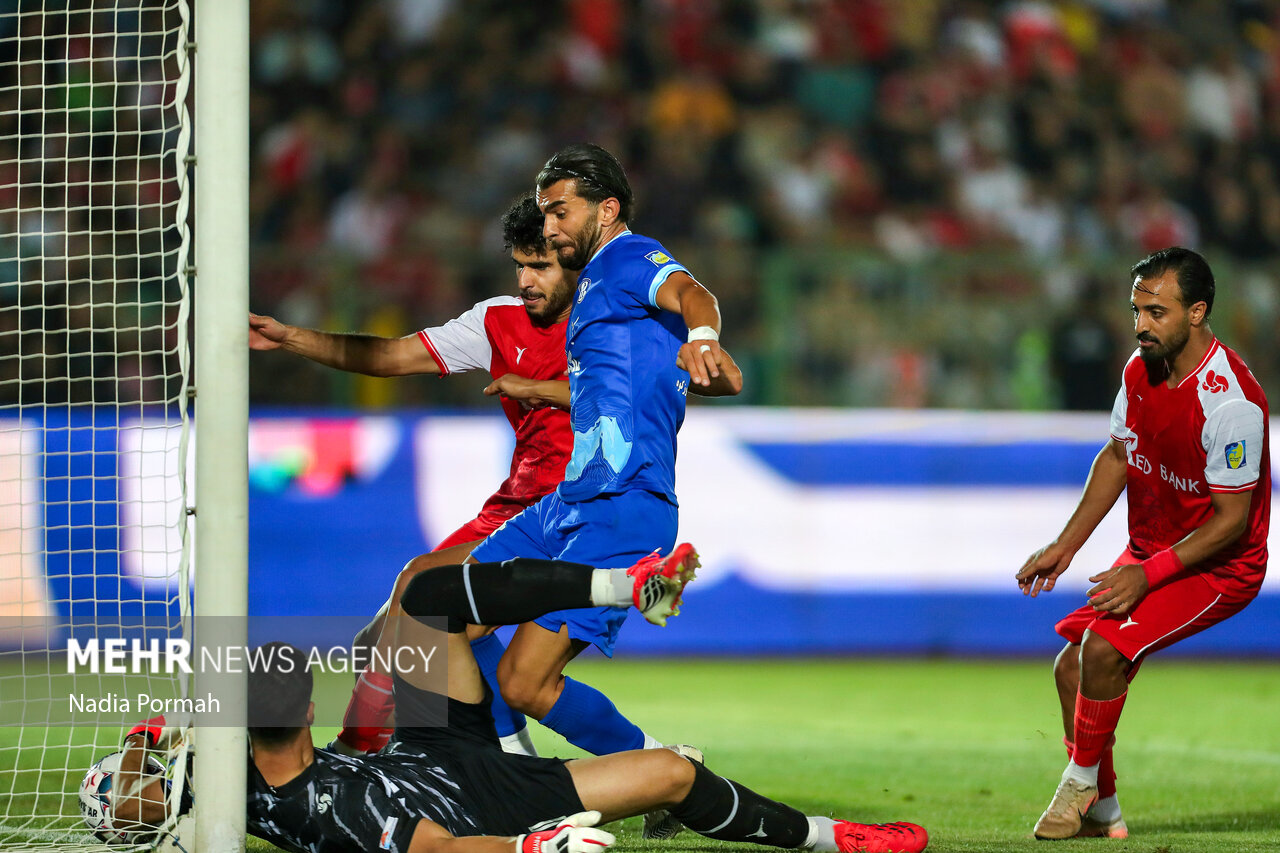 لیگ برتر فوتبال - پرسپولیس و استقلال خوزستان