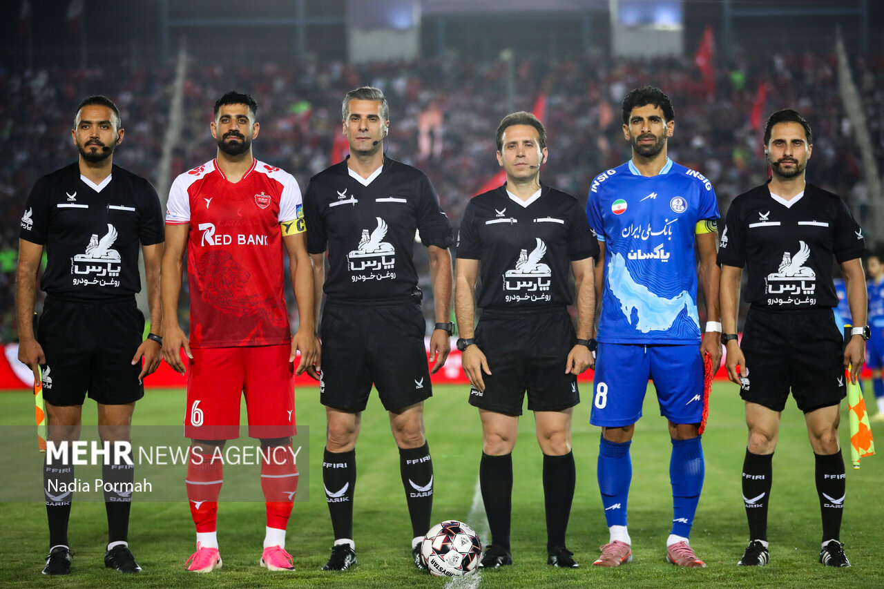لیگ برتر فوتبال - پرسپولیس و استقلال خوزستان