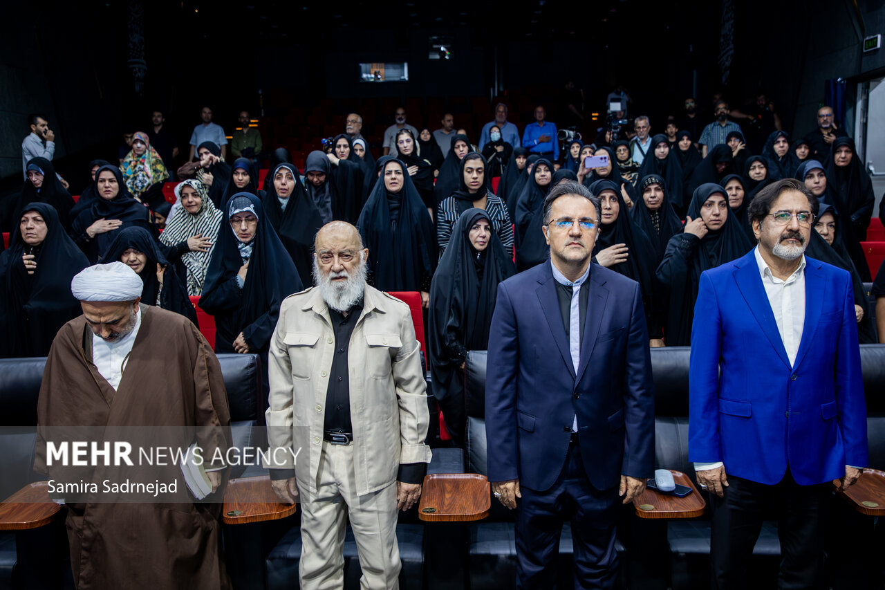 خون دلی که لعل شد