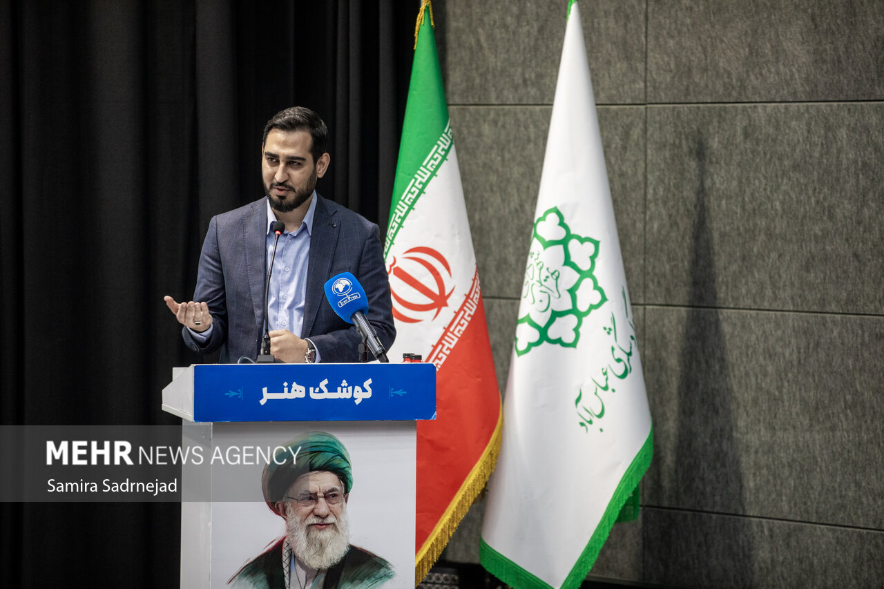 خون دلی که لعل شد