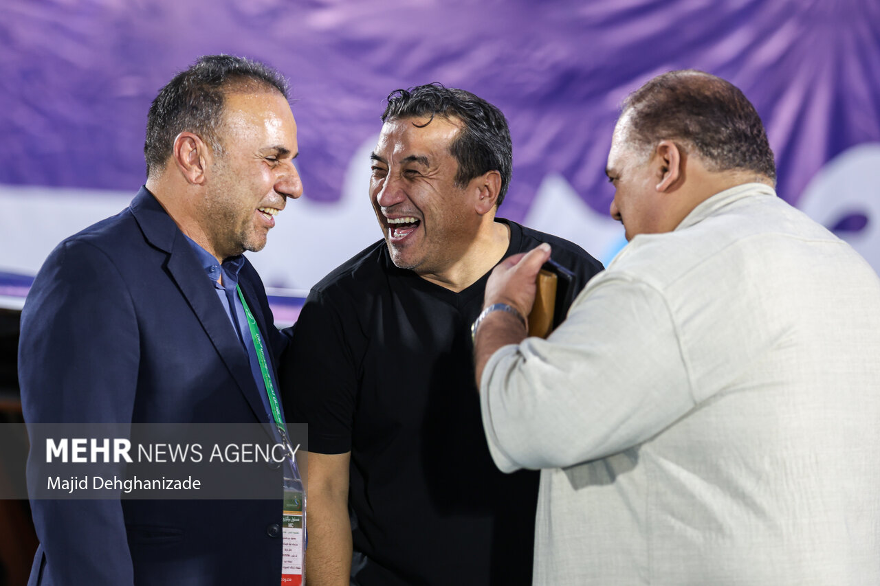 لیگ برتر فوتبال - تراکتور و چادرملو