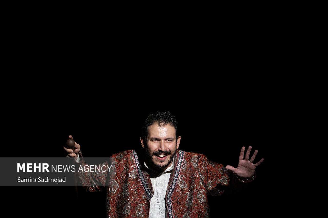 نمایش «بستور سپهسالار کوچک»
