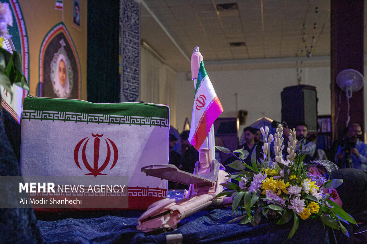وداع با پیکر شهدای سنگر خیابان در مشهد