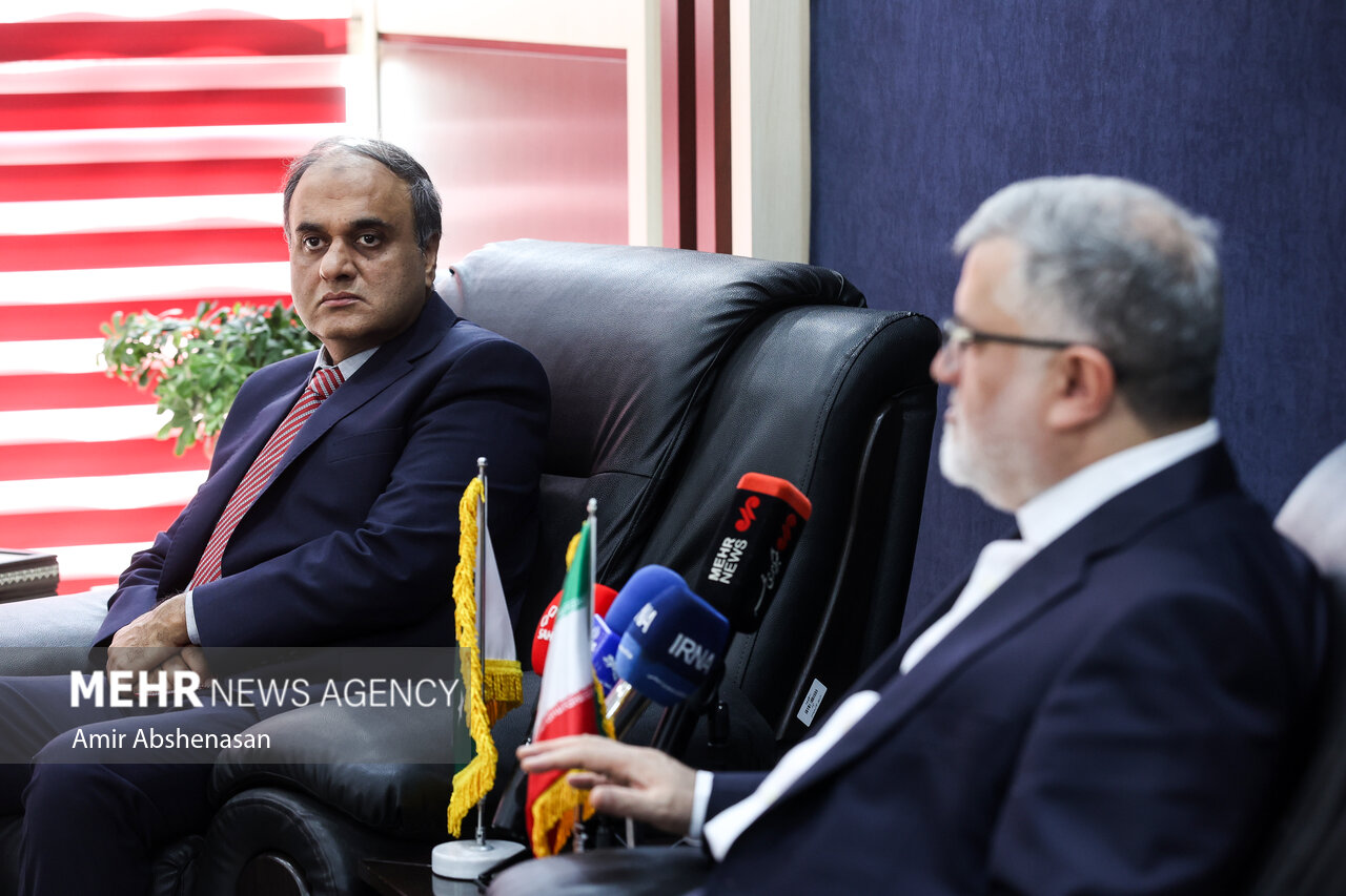 دیدار سفیر پاکستان با استاندار تهران
