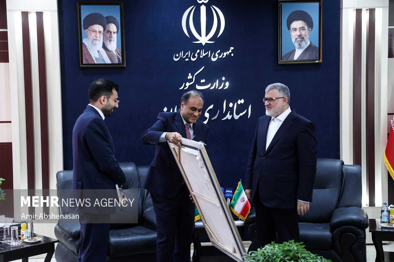دیدار سفیر پاکستان با استاندار تهران