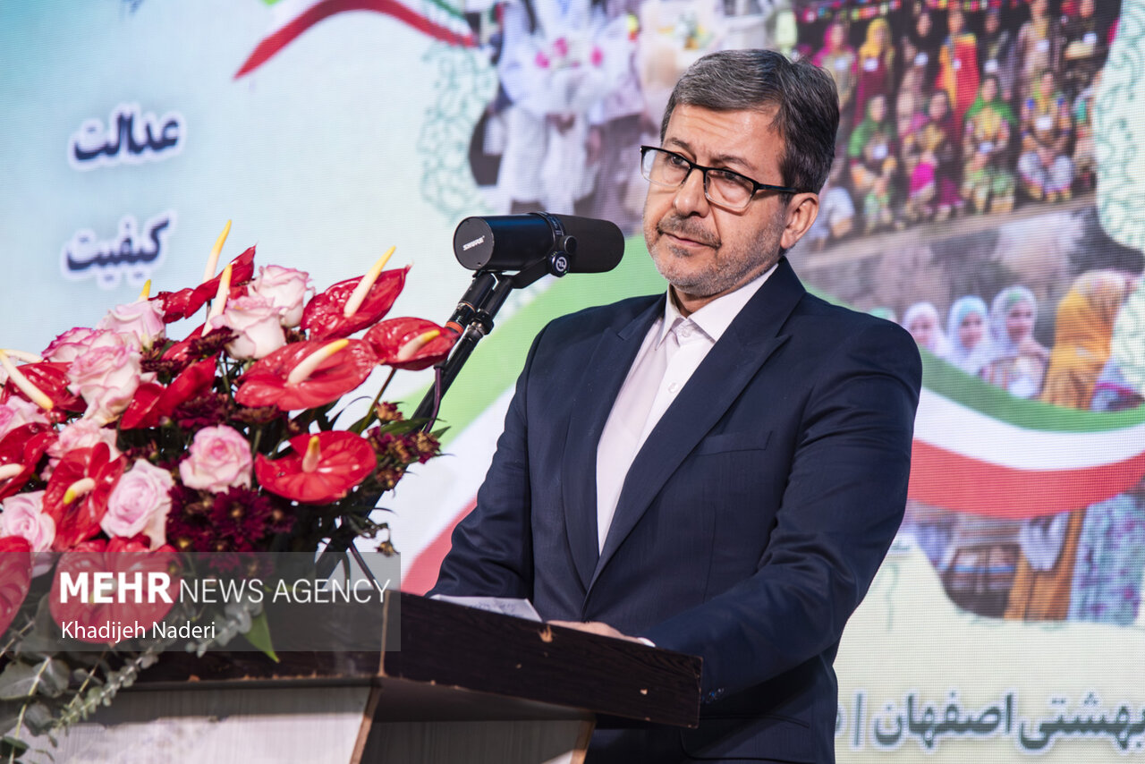 سفر معاون رئیس‌جمهور در امور توسعه روستایی به اصفهان