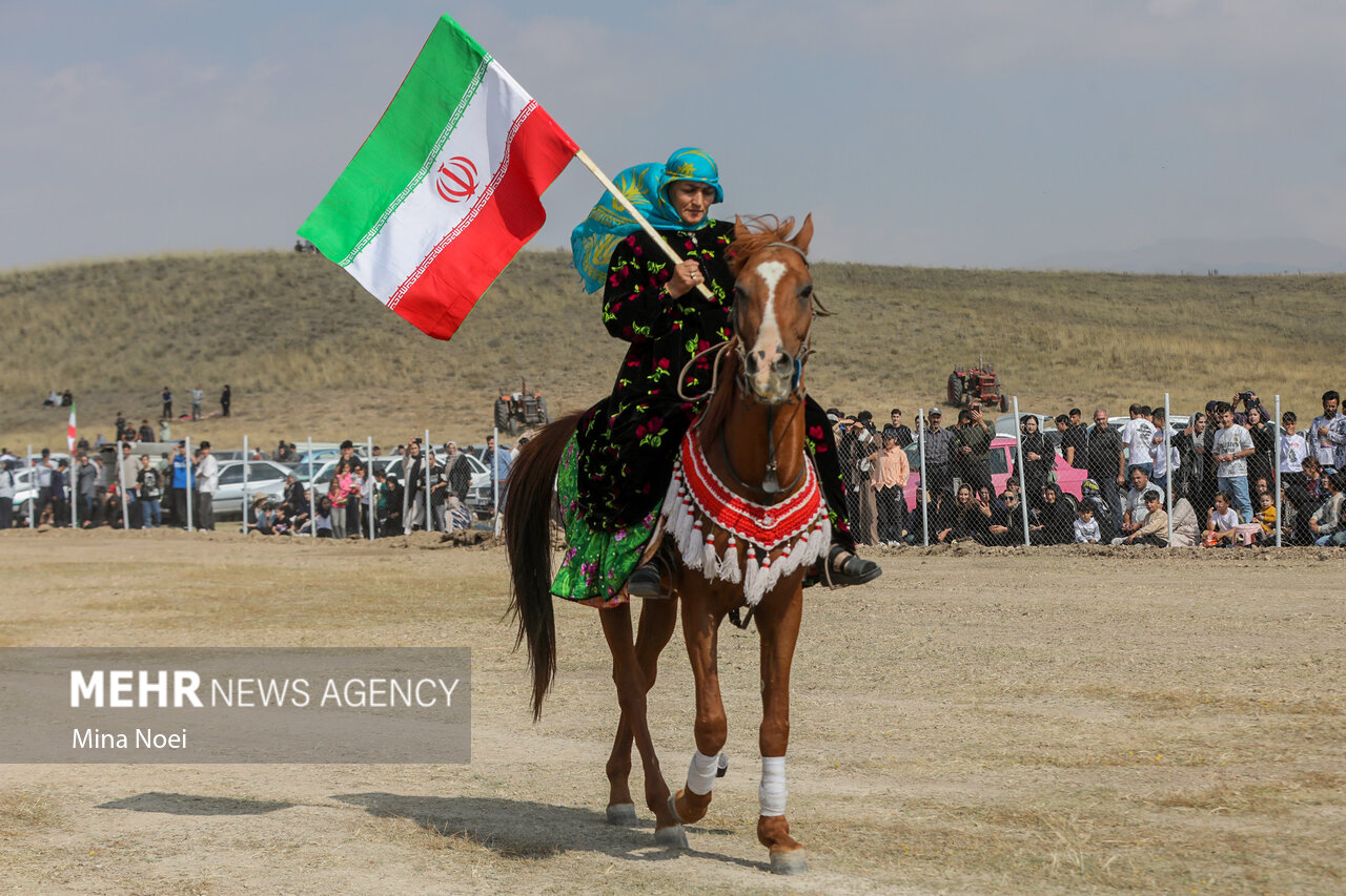 جشنواره فرهنگی ورزشی جام ستارخان در ورزقان