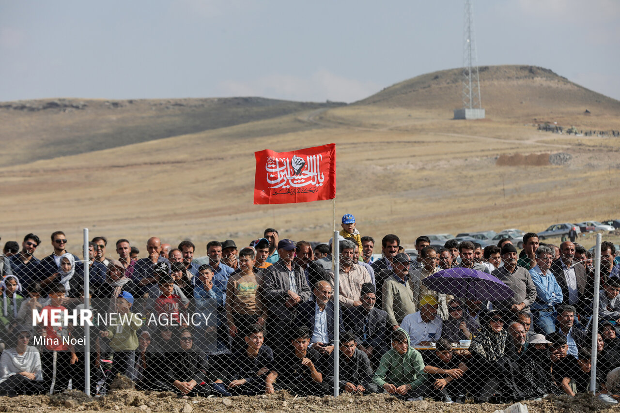 جشنواره فرهنگی ورزشی جام ستارخان در ورزقان