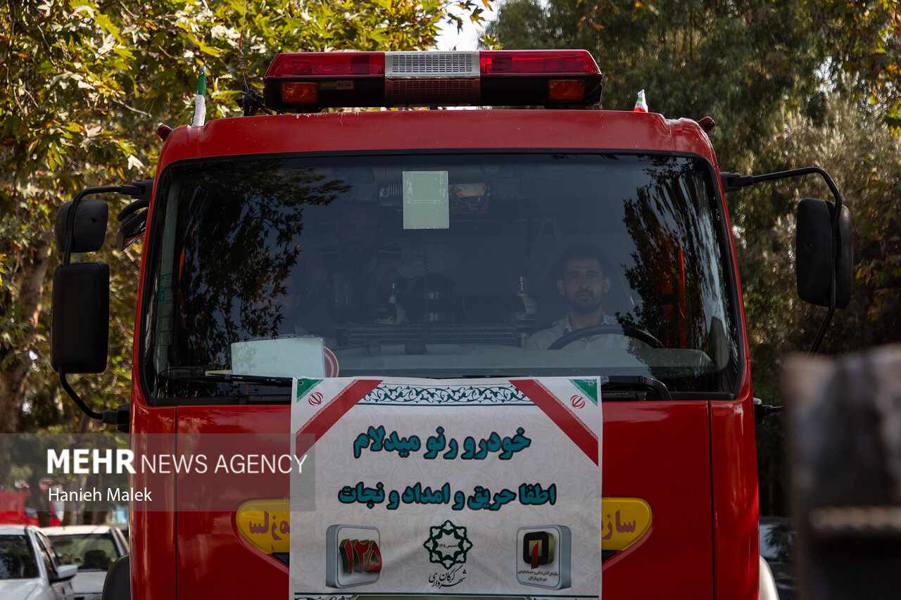 رژه ناوگان خودرویی آتش نشانی در گرگان