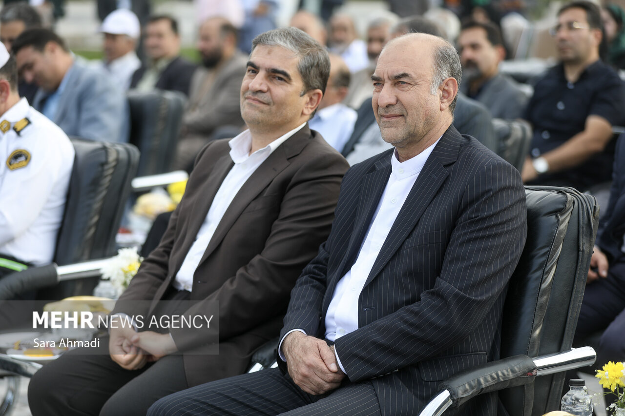 جشنواره روز ملی روستا و عشایر در آرامگاه فردوسی