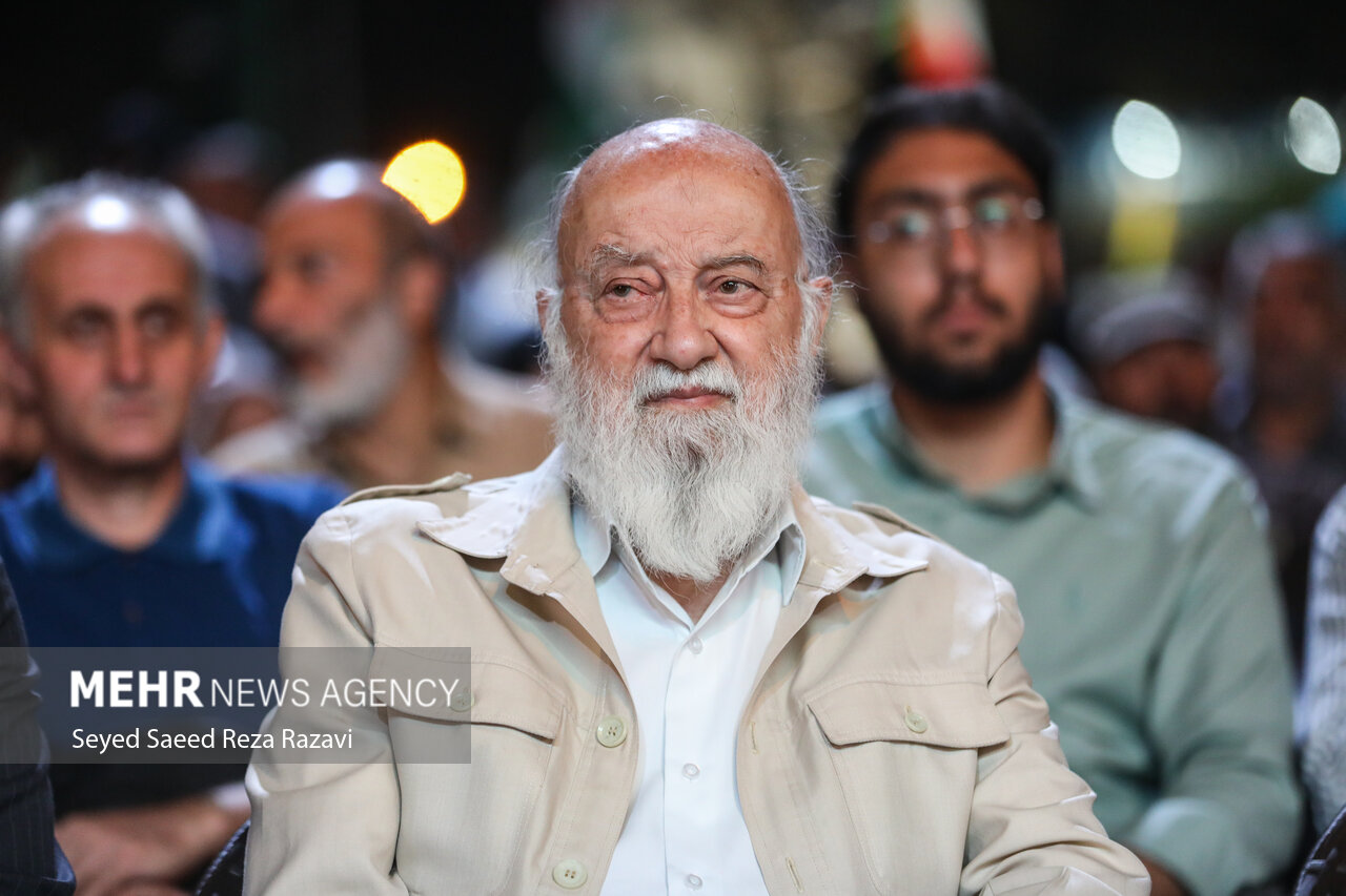 آیین رونمایی از سردیس شهید «حاج رمضان»