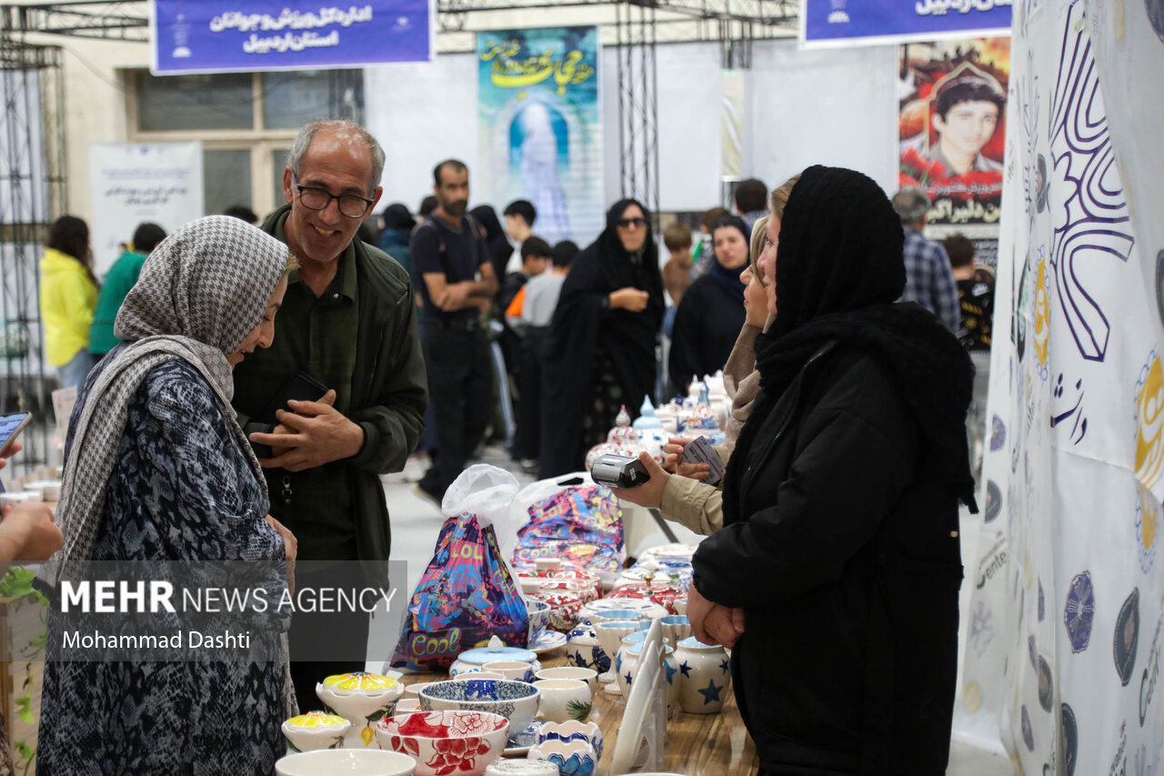 سومین نمایشگاه توانمندی بانوان در اردبیل
