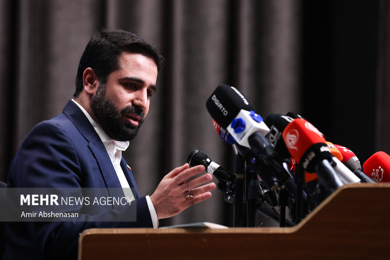 نشست خبری رئیس مرکز ملی فضای مجازی