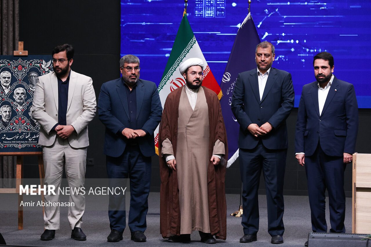 نشست خبری رئیس مرکز ملی فضای مجازی