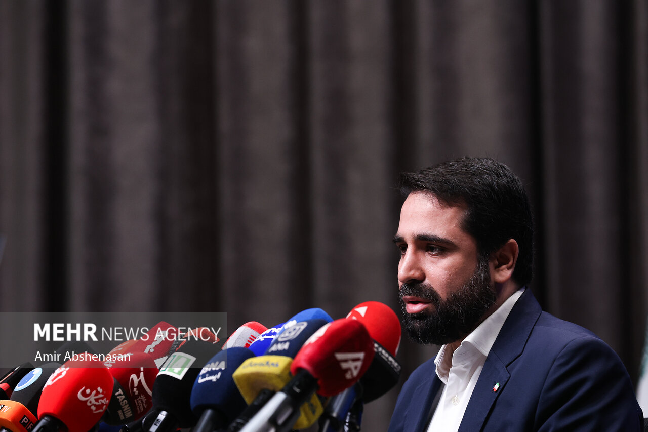 نشست خبری رئیس مرکز ملی فضای مجازی
