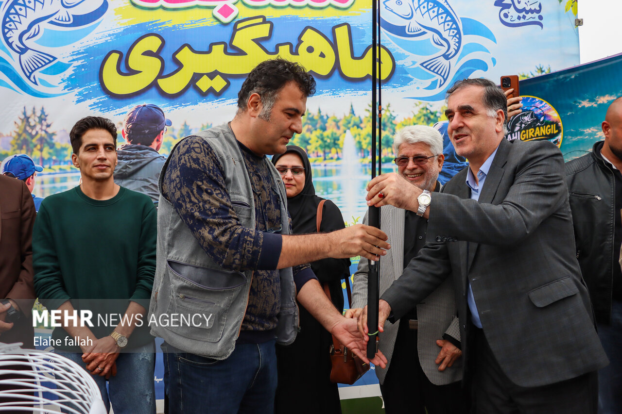 مسابقه ماهیگیری خانوادگی در رشت