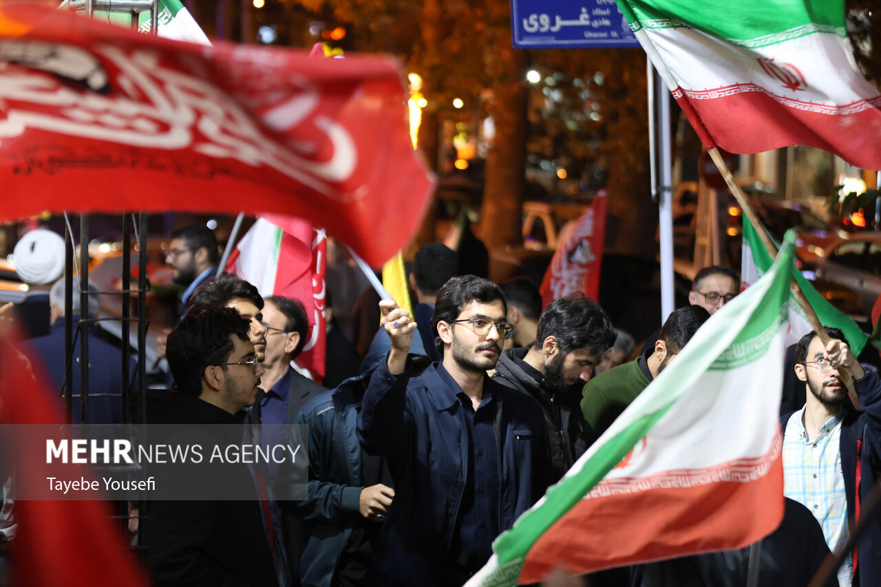 اجتماع دانشجویان همدان در لبیک به رهبر انقلاب