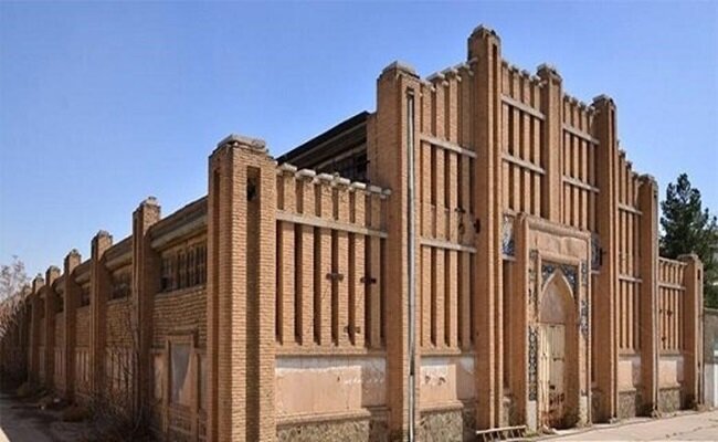 کارخانه تاریخی ریسباف اصفهان چگونه احیا می‌شود؟