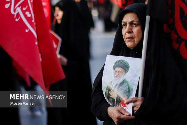 هتافات «يا لثارات الحسين» في طهران بمناسبة الأربعين