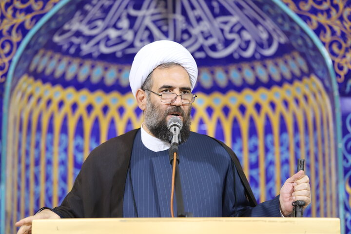 امامان جمعه البرز: خبرنگاران در خط مقدم روایت هستند