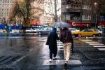 بارش رگبار نقطه‌ای در غرب اصفهان؛ اختلاف دما به ۳۰ درجه رسید