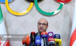 واکنش علینژاد به گلایه از پاداش قهرمانان؛ شرایط فوتبال متفاوت است واکنش علینژاد به گلایه از پاداش قهرمانان؛ شرایط فوتبال متفاوت است