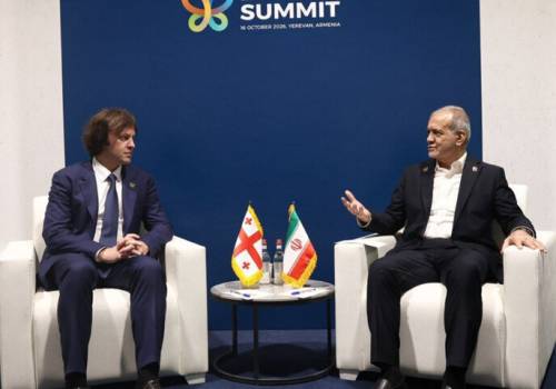 Pres. Pezeshkian meets with Georgian PM in Yerevan Pres. Pezeshkian meets with Georgian PM in Yerevan